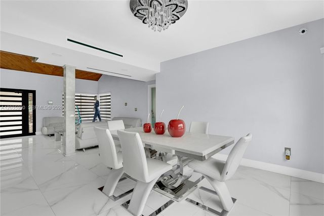 13330 SW 5th Street, Miami, FL 33184