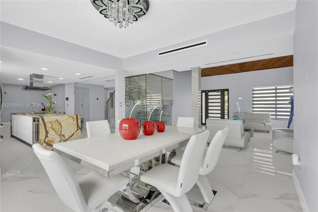 13330 SW 5th Street, Miami, FL 33184