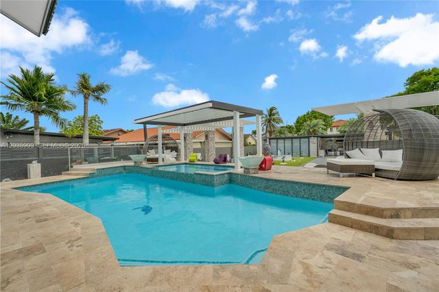 13330 SW 5th Street, Miami, FL 33184