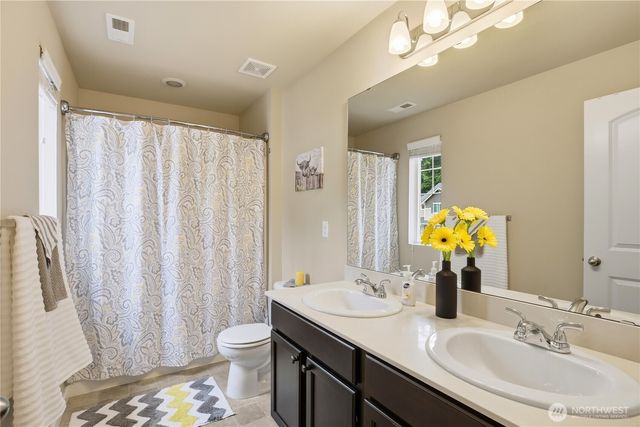 29220 SE 120th Way SE, Auburn, WA 98092