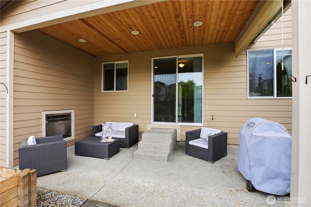 29220 SE 120th Way SE, Auburn, WA 98092