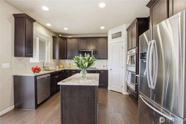 29220 SE 120th Way SE, Auburn, WA 98092