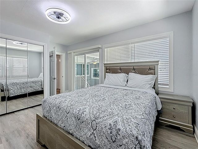6609 DARTMOUTH AVENUE N, St Petersburg, FL 33710