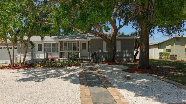 6609 DARTMOUTH AVENUE N, St Petersburg, FL 33710