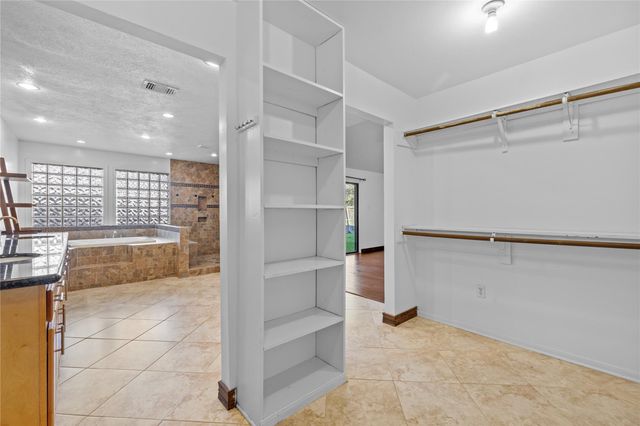 3307 Ashfield Drive, Houston, TX 77082