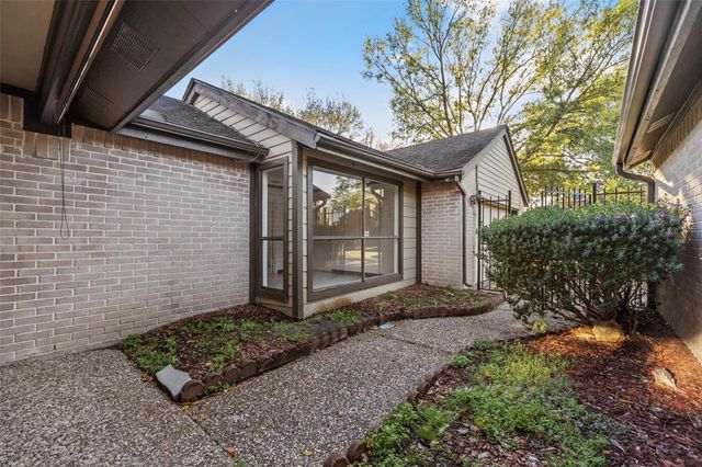 3307 Ashfield Drive, Houston, TX 77082