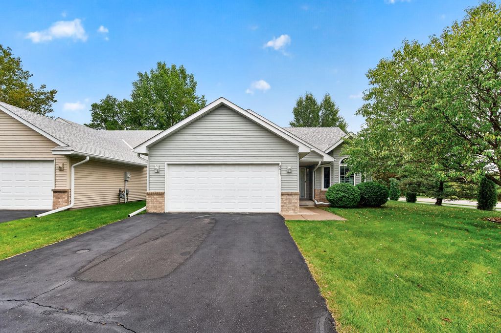 6511 20th Street N, Oakdale, MN 55128 — exterior