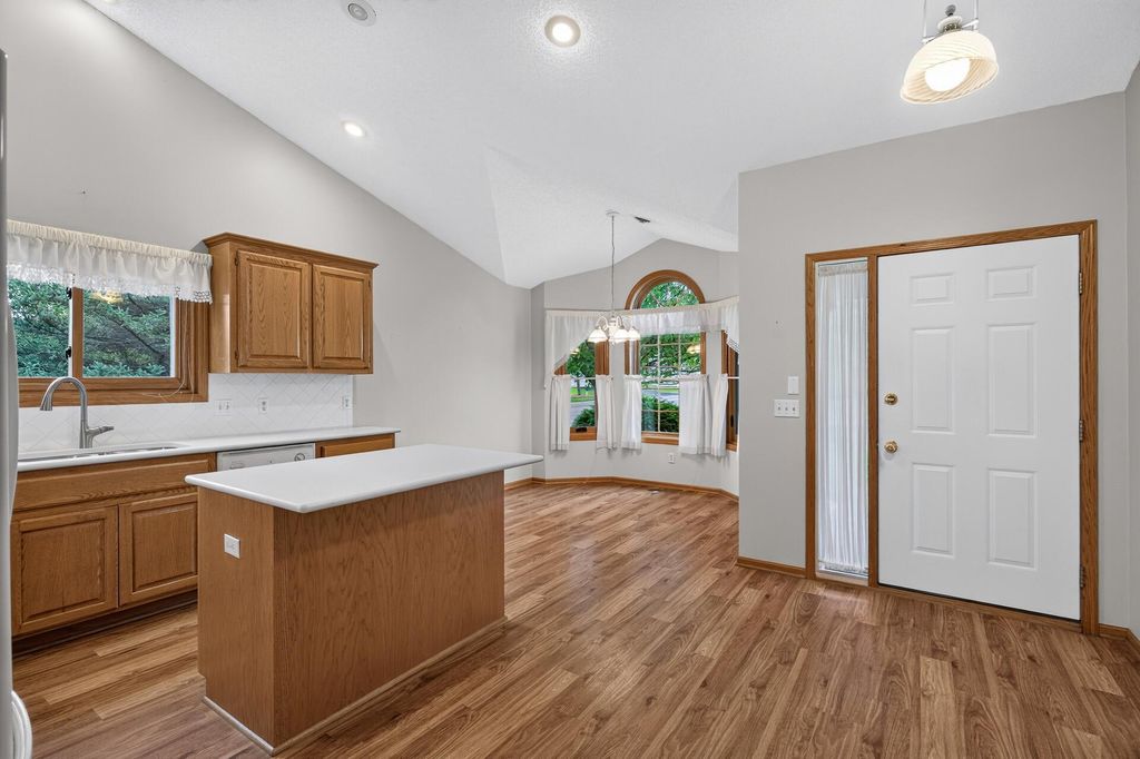 6511 20th Street N, Oakdale, MN 55128 — photo 4