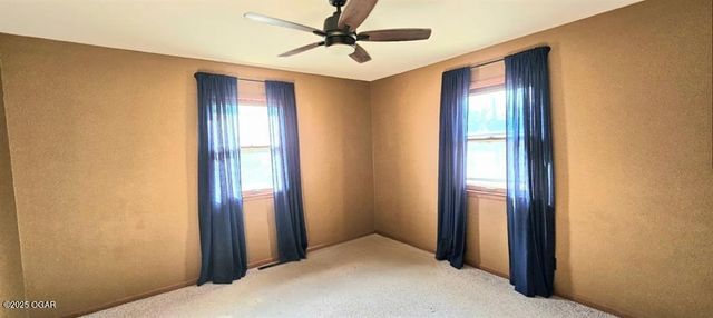 104 W Washington Street, Pittsburg, KS 66762