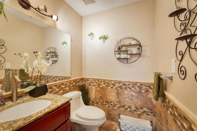 2610 Hop Ranch Rd, Union City, CA 94587