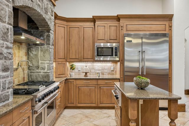 505 King Ranch Road, Southlake, TX 76092