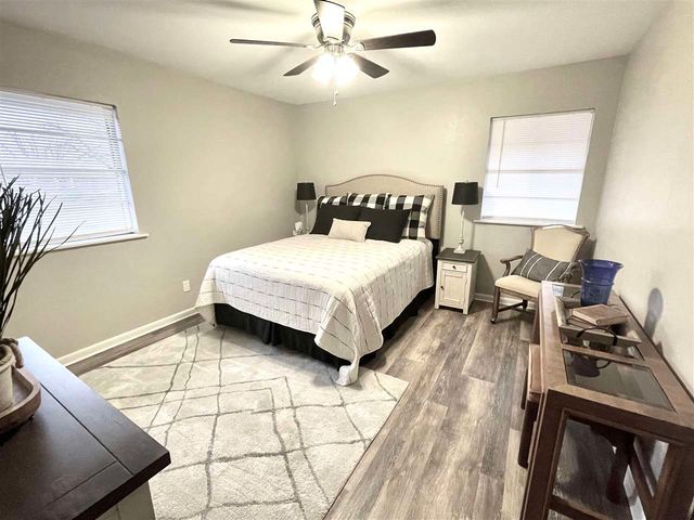 707 N 18th St, Frederick, OK 73542