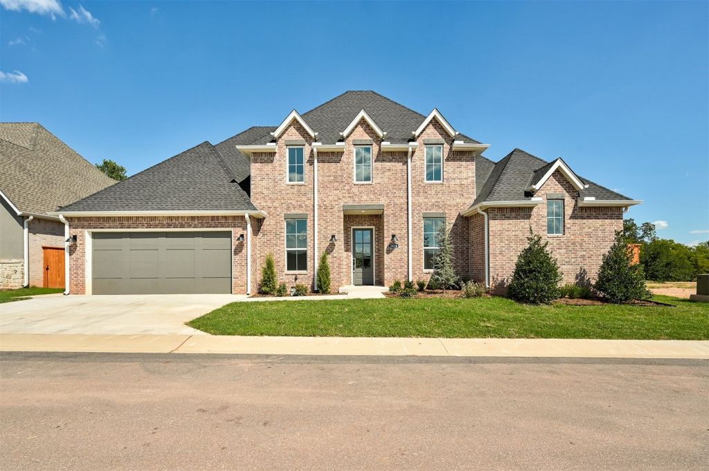 3824 Stone Bluff Way, Edmond, OK 73034