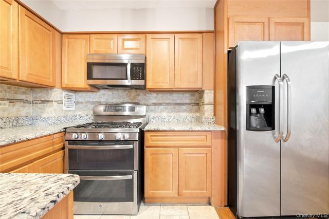 94-11 59th Avenue F1, Elmhurst, NY 11373