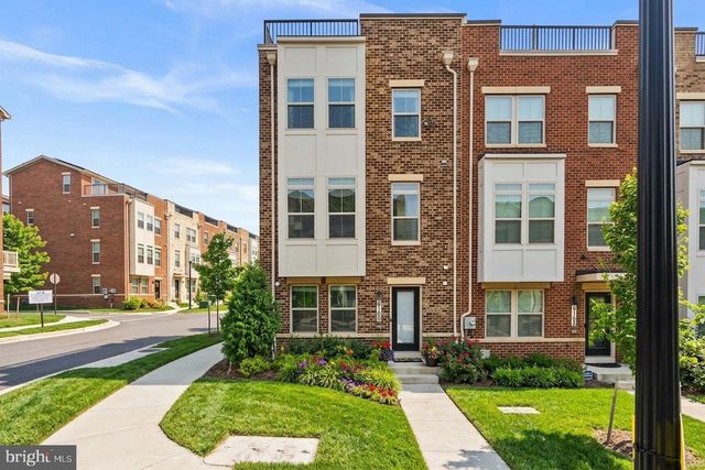 6100 NORTHWEST DR, Hyattsville, MD 20782