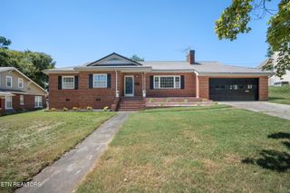 1225 N Main Street, Sweetwater, TN 37874