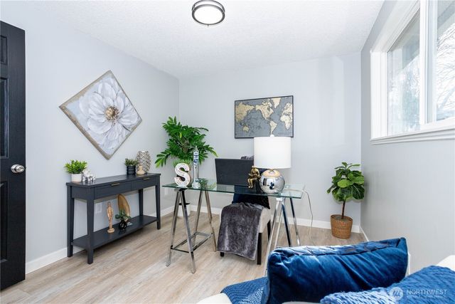 31711 32nd Avenue SW, Federal Way, WA 98023