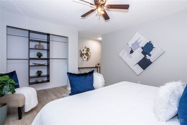 31711 32nd Avenue SW, Federal Way, WA 98023