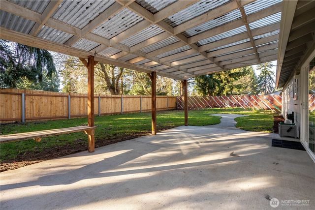 31711 32nd Avenue SW, Federal Way, WA 98023