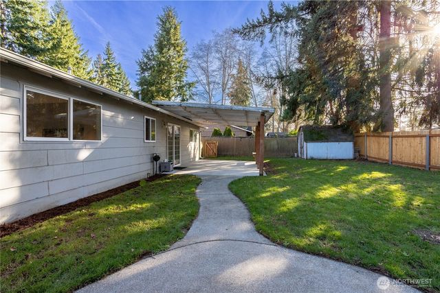 31711 32nd Avenue SW, Federal Way, WA 98023