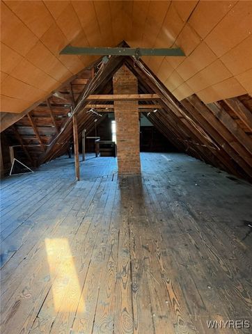 42 Kamper Avenue, Buffalo, NY 14210