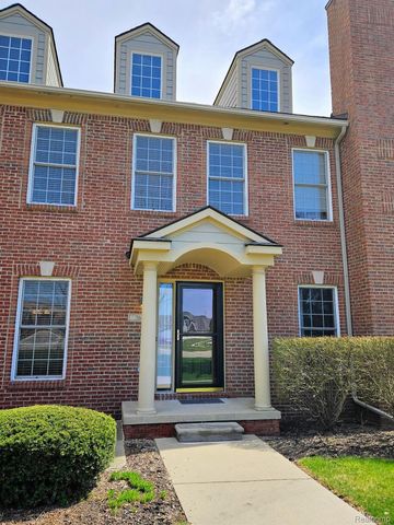 264 N Village Way, Canton Charter Township, MI 48188