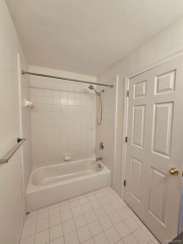 264 N Village Way, Canton Charter Township, MI 48188