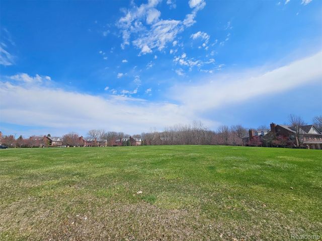264 N Village Way, Canton Charter Township, MI 48188