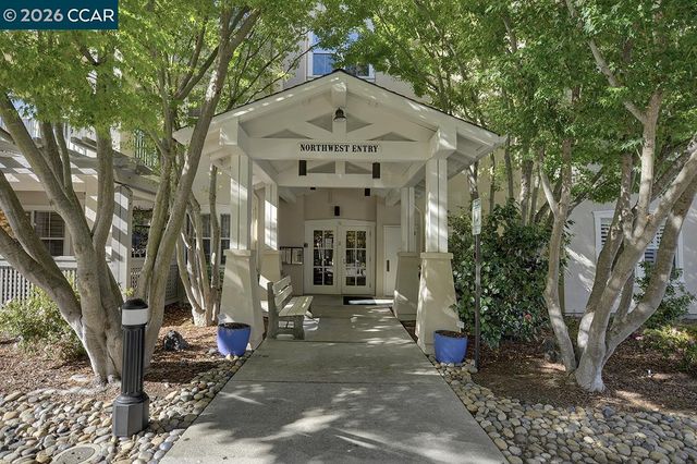 1840 Tice Creek Dr 2110, Walnut Creek, CA 94595