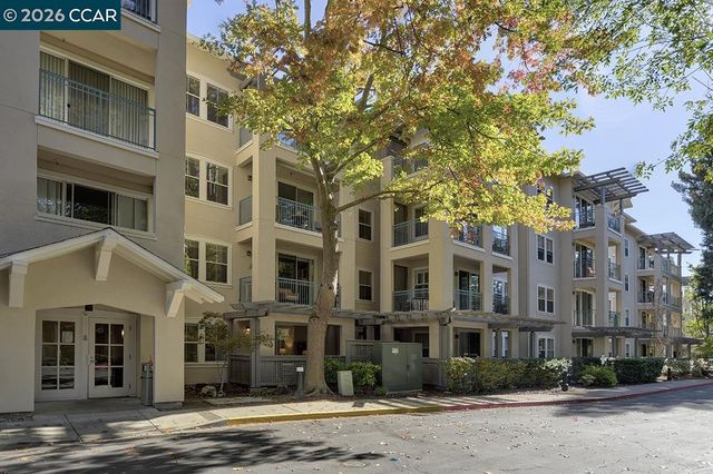 1840 Tice Creek Dr 2110, Walnut Creek, CA 94595