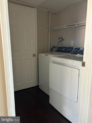 242 DAFFODIL CT, Quakertown, PA 18951