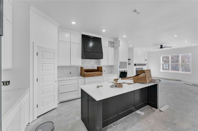 273 Stoneykirk Drive, Bella Vista, AR 72715