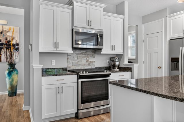 6826 151st Street, Savage, MN 55378