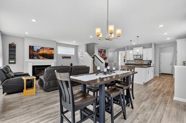 6826 151st Street, Savage, MN 55378