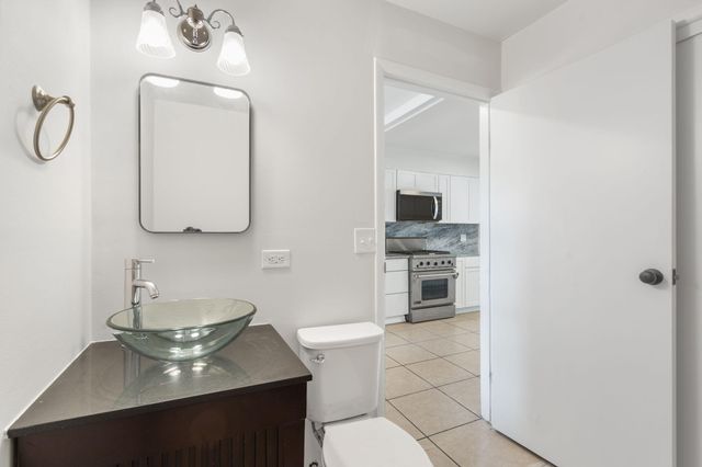 1058 East Morningside Street, Springfield, MO 65807
