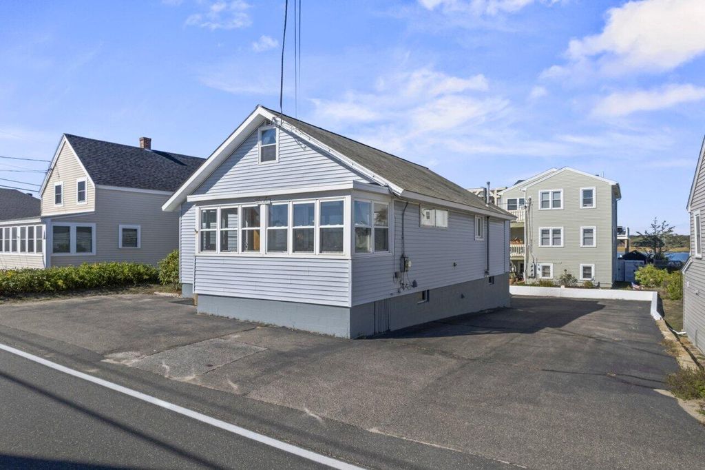 364 Atlantic Avenue, Wells, ME 04090 — exterior