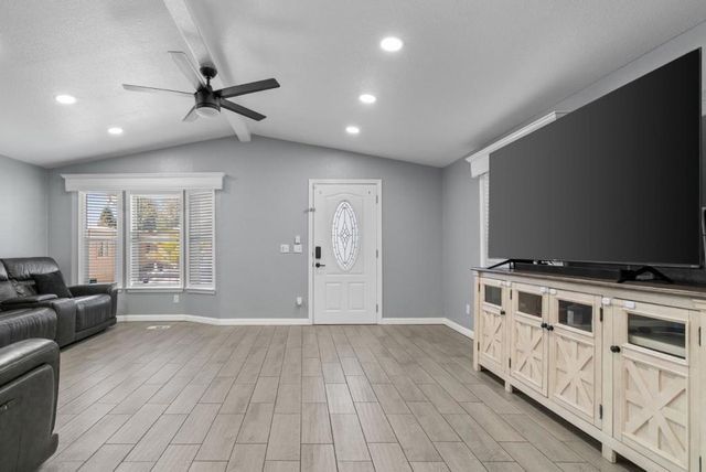 789 Green Valley Road, Watsonville, CA 95076