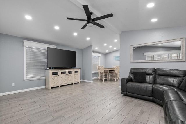 789 Green Valley Road, Watsonville, CA 95076