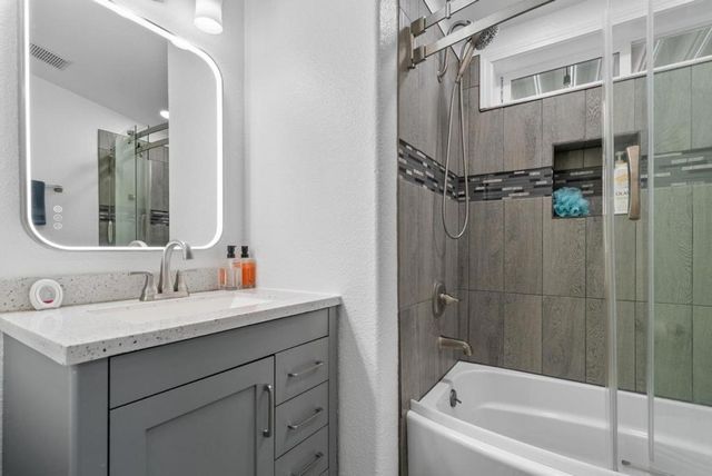 789 Green Valley Road, Watsonville, CA 95076