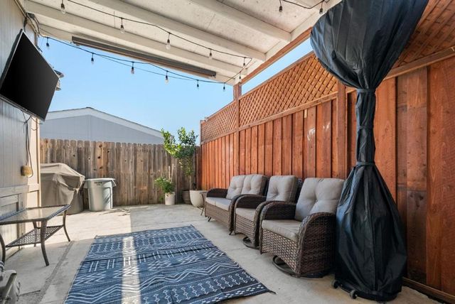 789 Green Valley Road, Watsonville, CA 95076