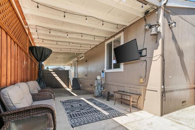 789 Green Valley Road, Watsonville, CA 95076