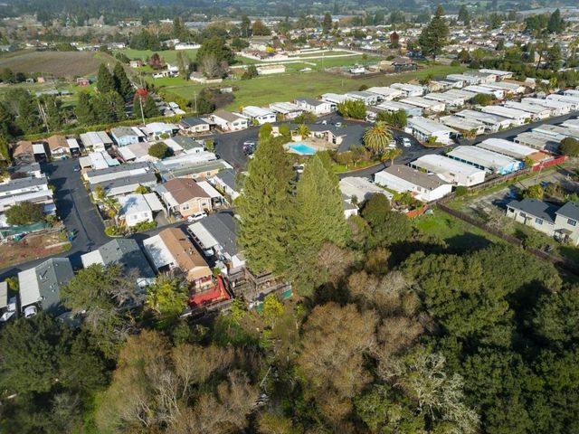 789 Green Valley Road, Watsonville, CA 95076