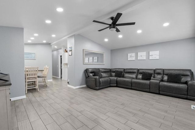 789 Green Valley Road, Watsonville, CA 95076