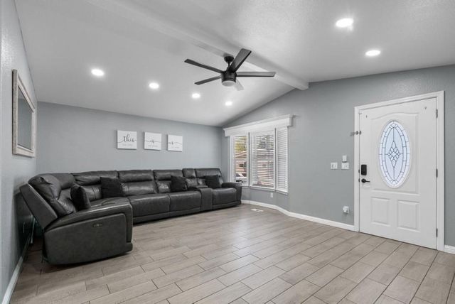 789 Green Valley Road, Watsonville, CA 95076