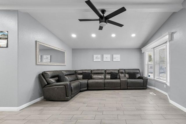 789 Green Valley Road, Watsonville, CA 95076