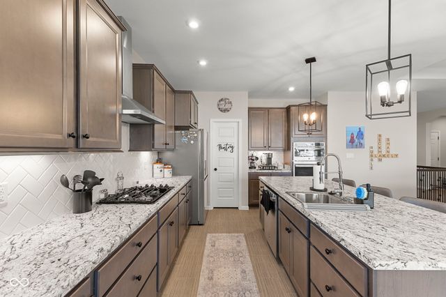 9906 Denim Drive, Indianapolis, IN 46239