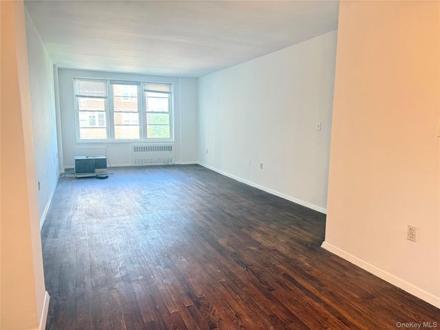 21 Fairview Avenue 518, Tuckahoe, NY 10707