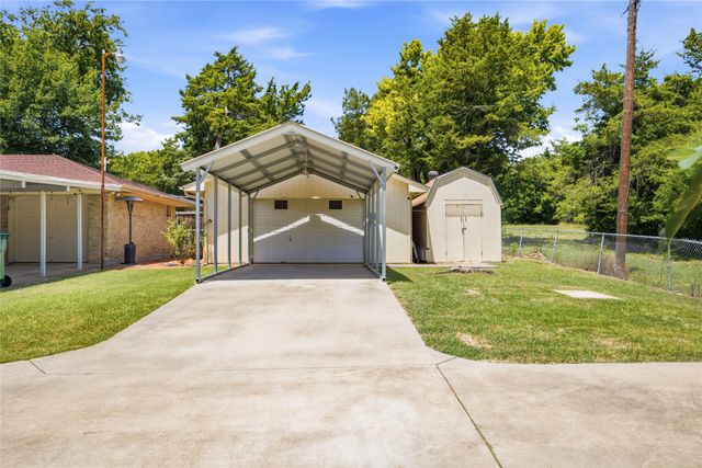 1425 Vicki Lane, Cedar Hill, TX 75104