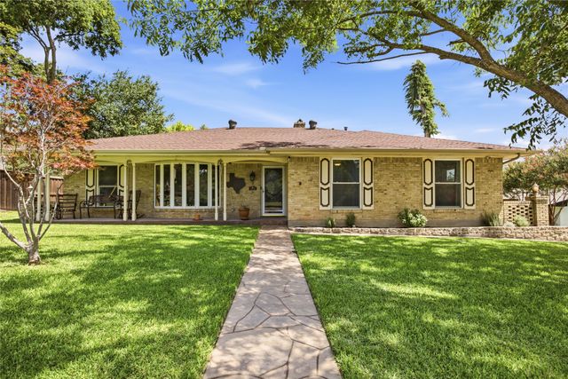 1425 Vicki Lane, Cedar Hill, TX 75104