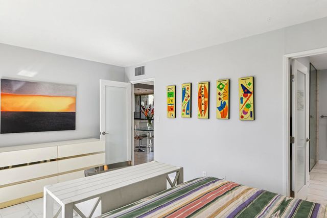 1715 E El Alameda, Palm Springs, CA 92262